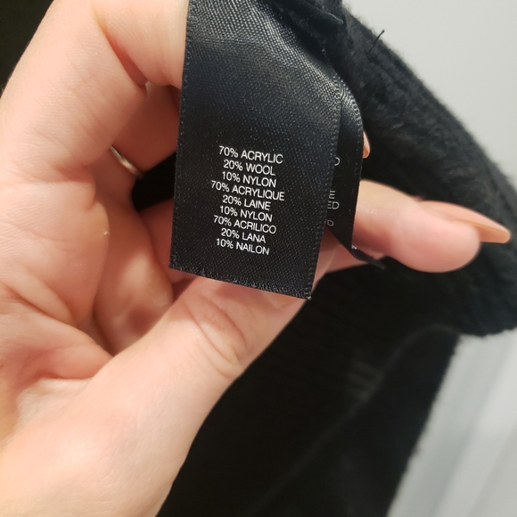 Kenneth Cole sweater - Picture 6 of 7